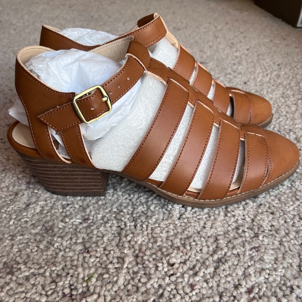 Chinese Laundry Cashi Wedges - Size 8